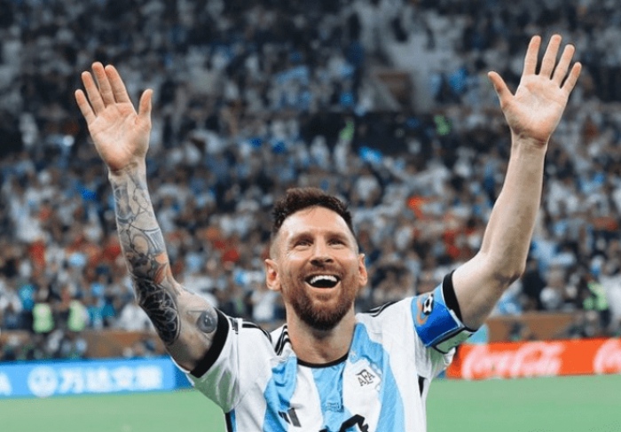 Lionel Messi ganha prêmio de melhor jogador do mundo pela oitava vez